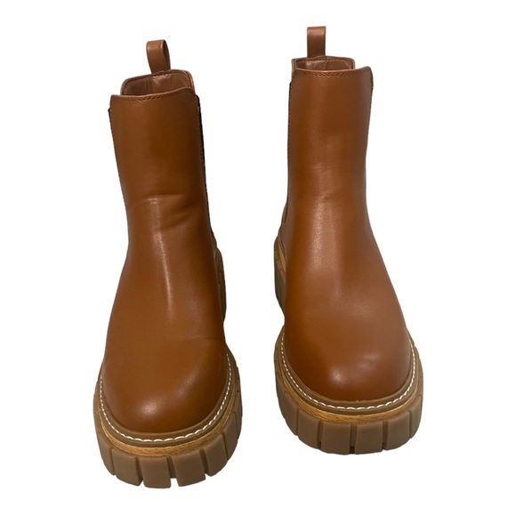 Madden Girl Pheobe Women's Platform Lug Sole Chelsea Boot LIKE NEW - Picture 14 of 16